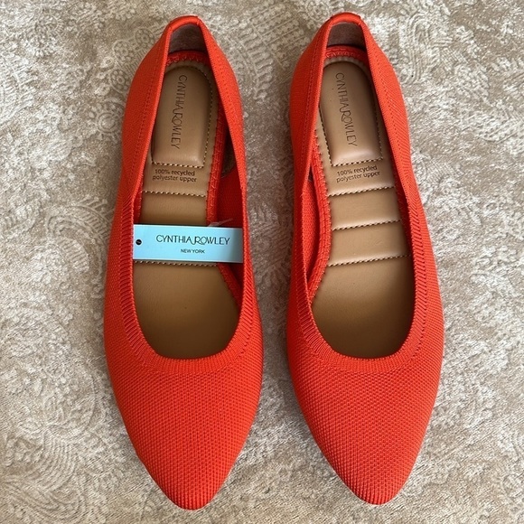 Brand New Cynthia Rowley Chelsea Flats Almond Toe Slip On Orange Fabric Knit - Picture 3 of 15